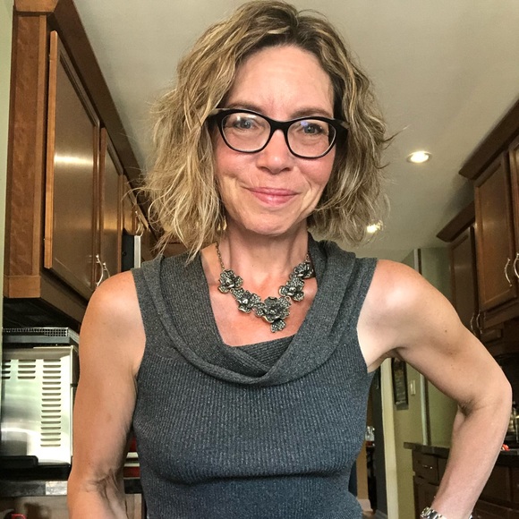 Meet your Posher, Kim - Picture 1 of 1